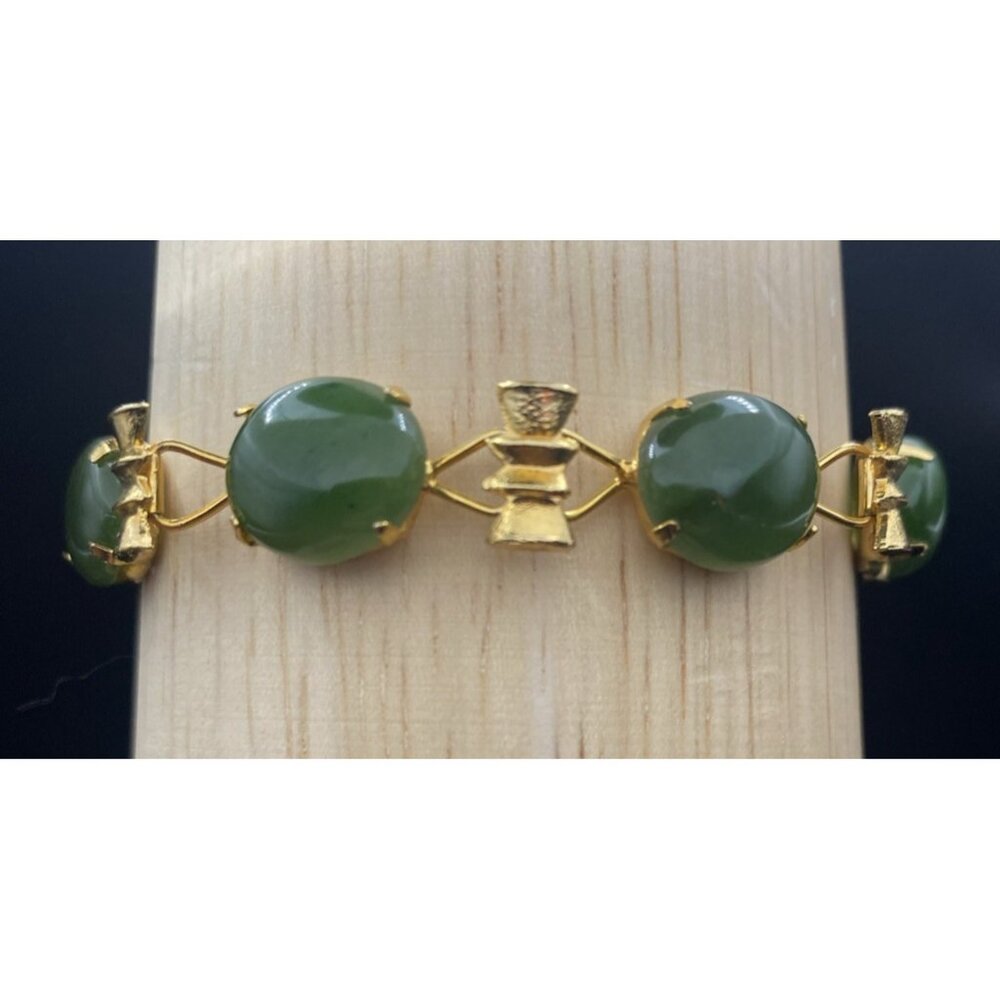 Vtg Green Jadeite Bracelet Gold Plated Bamboo Accent Floral Box Clasp 7" UV Test
